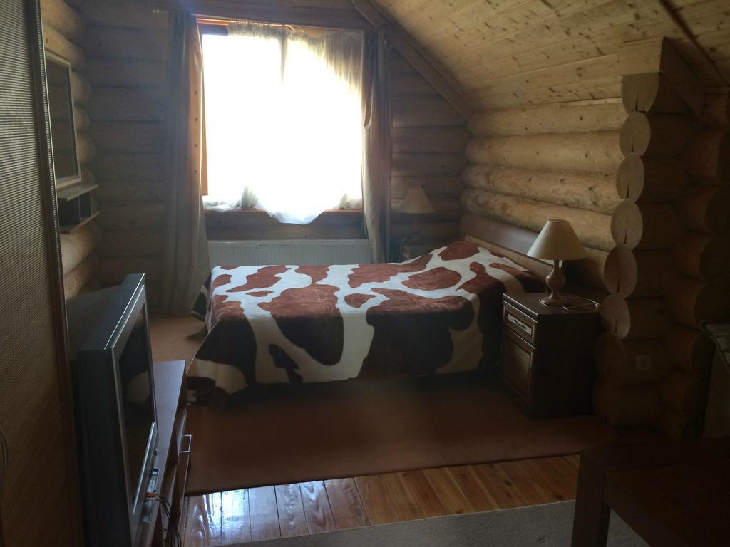 Na Gori Villa Славске Стая снимка